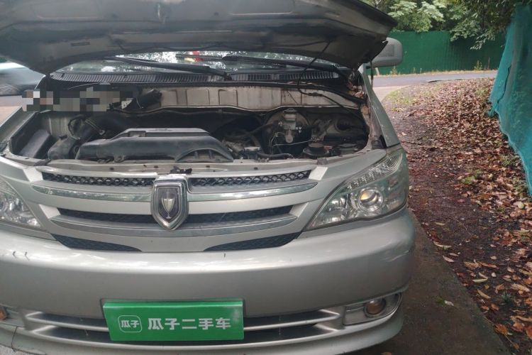 Used Jinbei Grace 2015 2.0L Classic Edition Standard Model Long Wheelbase 7/9 Seats Engine Bay Left