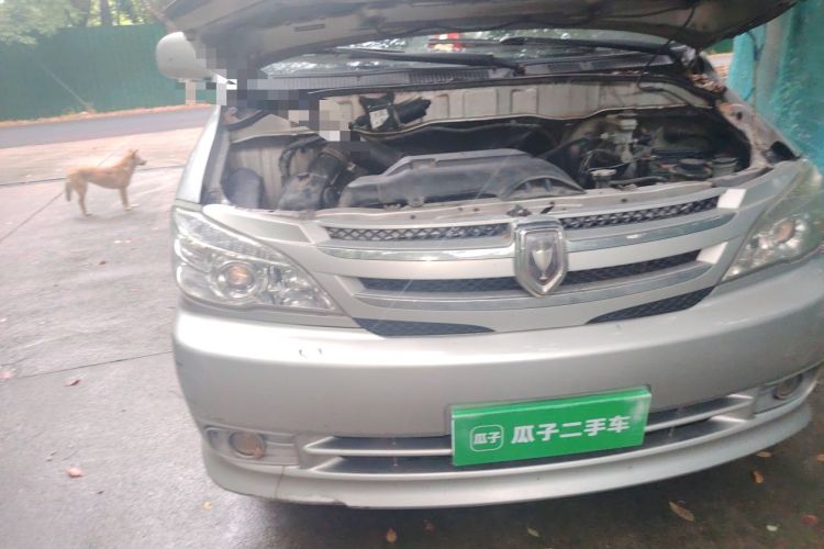 Used Jinbei Grace 2015 2.0L Classic Edition Standard Model Long Wheelbase 7/9 Seats Engine Bay Right