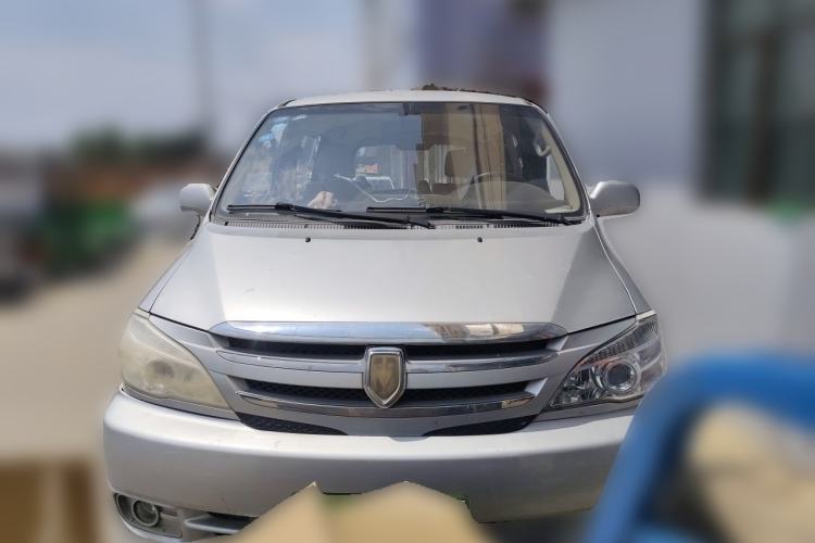 Used Jinbei Grace 2015 2.0L Classic Edition Basic Model Short Wheelbase 7-Seater Front