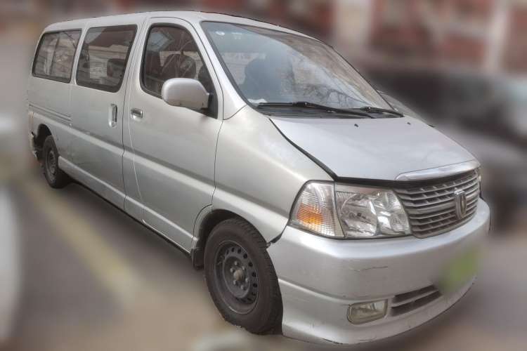 Used Jinbei Grace 2015 2.0L Classic Edition Basic Model Long Wheelbase 7-Seater Front Right 45 Deg