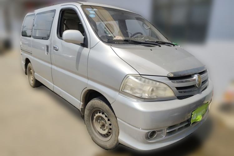 Used Jinbei Grace 2015 2.0L Classic Edition Basic Model Short Wheelbase 7-Seater Front Right 45 Deg