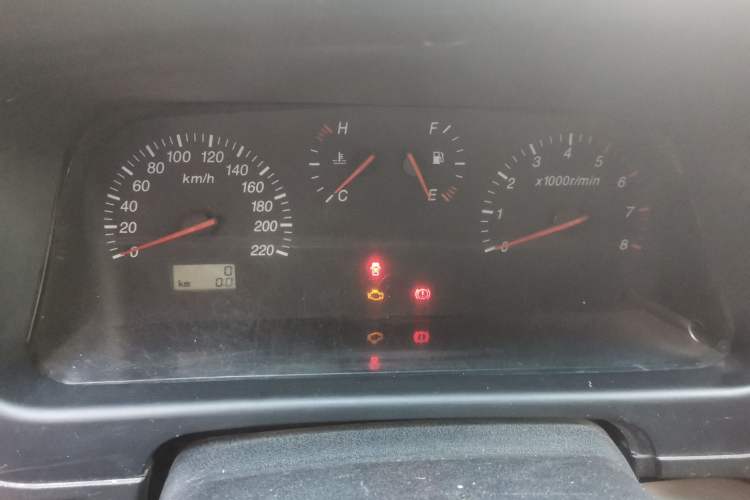 Used Jinbei Grace 2015 2.0L Classic Edition Basic Model Long Wheelbase 7-Seater Instrument Cluster