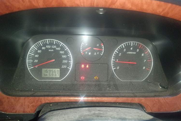 Used Jinbei Grace 2015 2.0L Classic Edition Standard Model Long Wheelbase 7/9 Seats Instrument Cluster