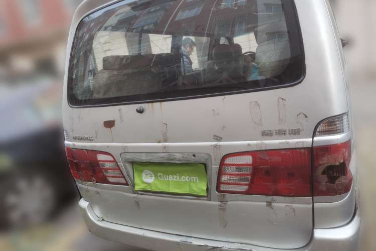 Used Jinbei Grace 2015 2.0L Classic Edition Basic Model Long Wheelbase 7-Seater Rear