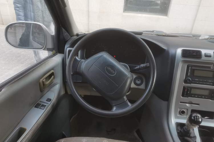 Used Jinbei Grace 2015 2.0L Classic Edition Basic Model Long Wheelbase 7-Seater Steering Wheel