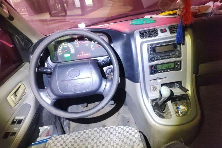 Used Jinbei Grace 2015 2.0L Classic Edition Basic Model Long Wheelbase 7-Seater Steering Wheel