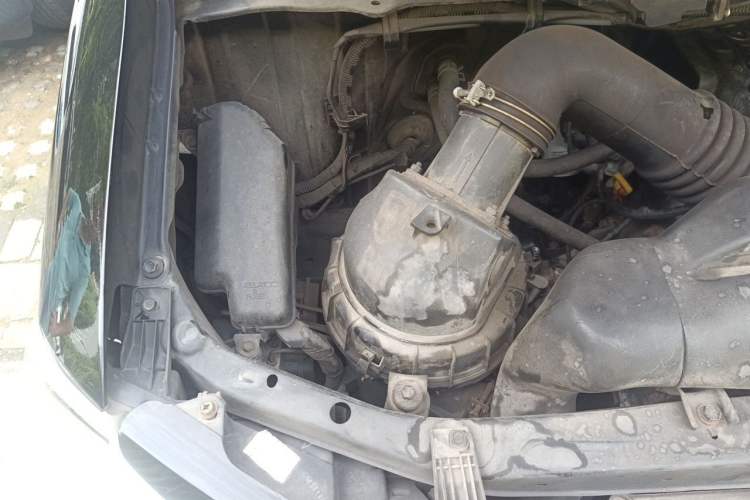 Used Jinbei Grace 2016 2.0L Express Utility Model Engine Bay Right