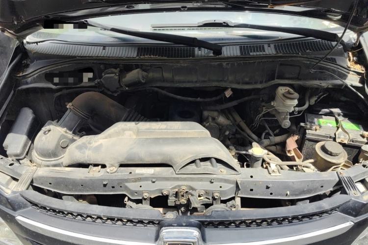 Used Jinbei Grace  Engine Bay