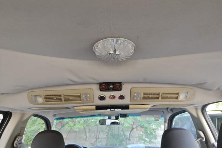 Used Jinbei Grace 2016 2.2L Classic Edition Standard Version Long Wheelbase 10 Seats Headliner
