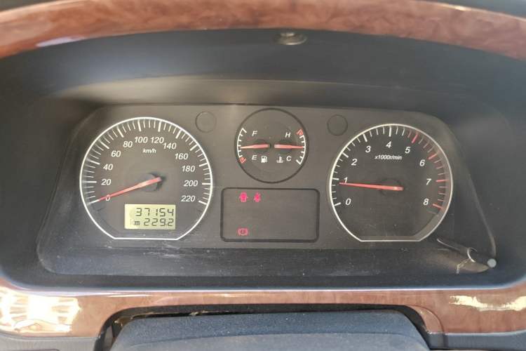 Used Jinbei Grace 2016 2.2L Classic Edition Standard Version Long Wheelbase 10 Seats Instrument Cluster