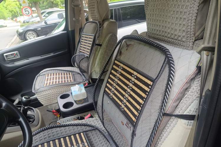 Used Jinbei Grace 2016 2.0L Express Utility Model Left Front Seat