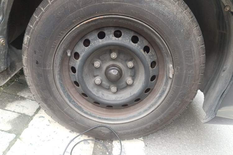 Used Jinbei Grace 2016 2.0L Express Utility Model Right Front Wheel Hub