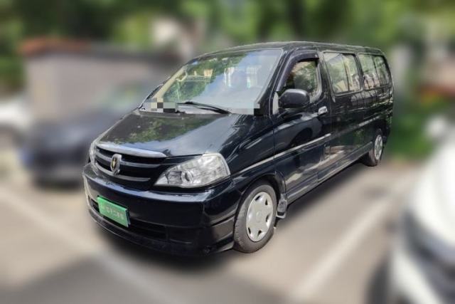 Used Jinbei Grace Jinbei GeRuisi long-wheelbase 6-seater, 2016 Jinbei long-wheelbase GeRuisi manual 2.0-liter six-seat version.