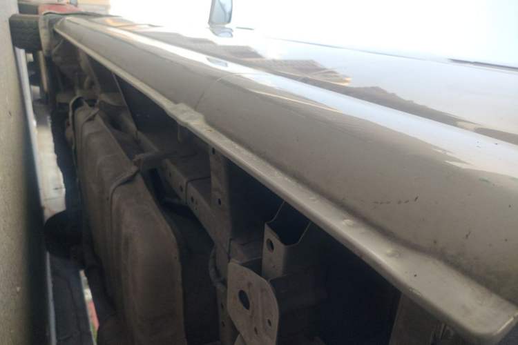 Used Jinbei Grace 2016 2.0L Standard Delivery Version Chassis Rear Left