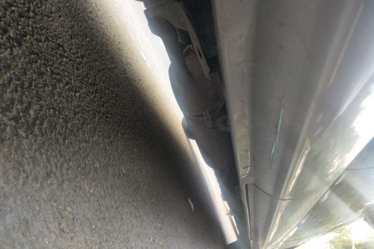 Used Jinbei Grace 2016 2.0L Standard Delivery Version Chassis Rear Right