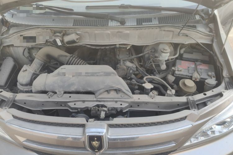 Used Jinbei Grace 2016 2.0L Express Comfort Model Engine Bay