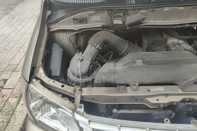 Used Jinbei Grace 2016 2.0L Express Utility Model Engine Bay Right