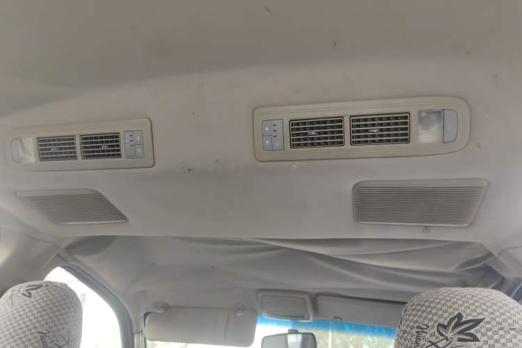 Used Jinbei Grace 2016 2.0L Express Comfort Model Headliner