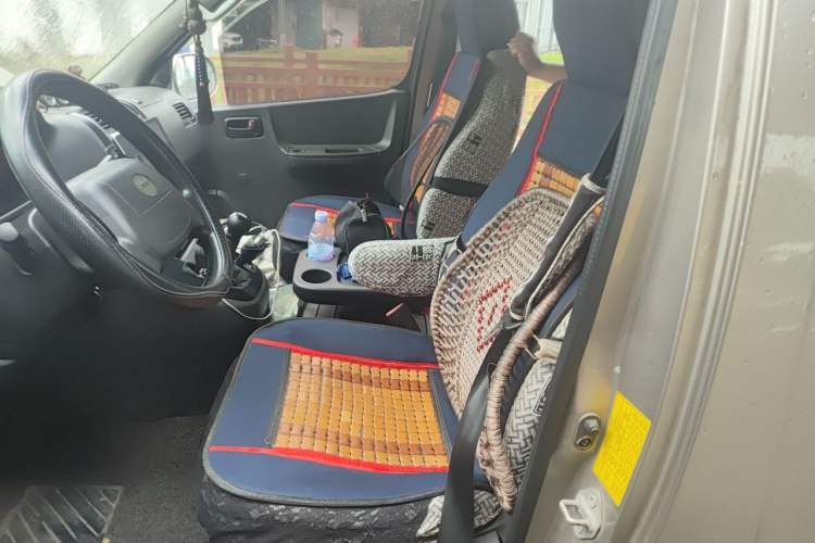 Used Jinbei Grace 2016 2.0L Express Utility Model Left Front Seat