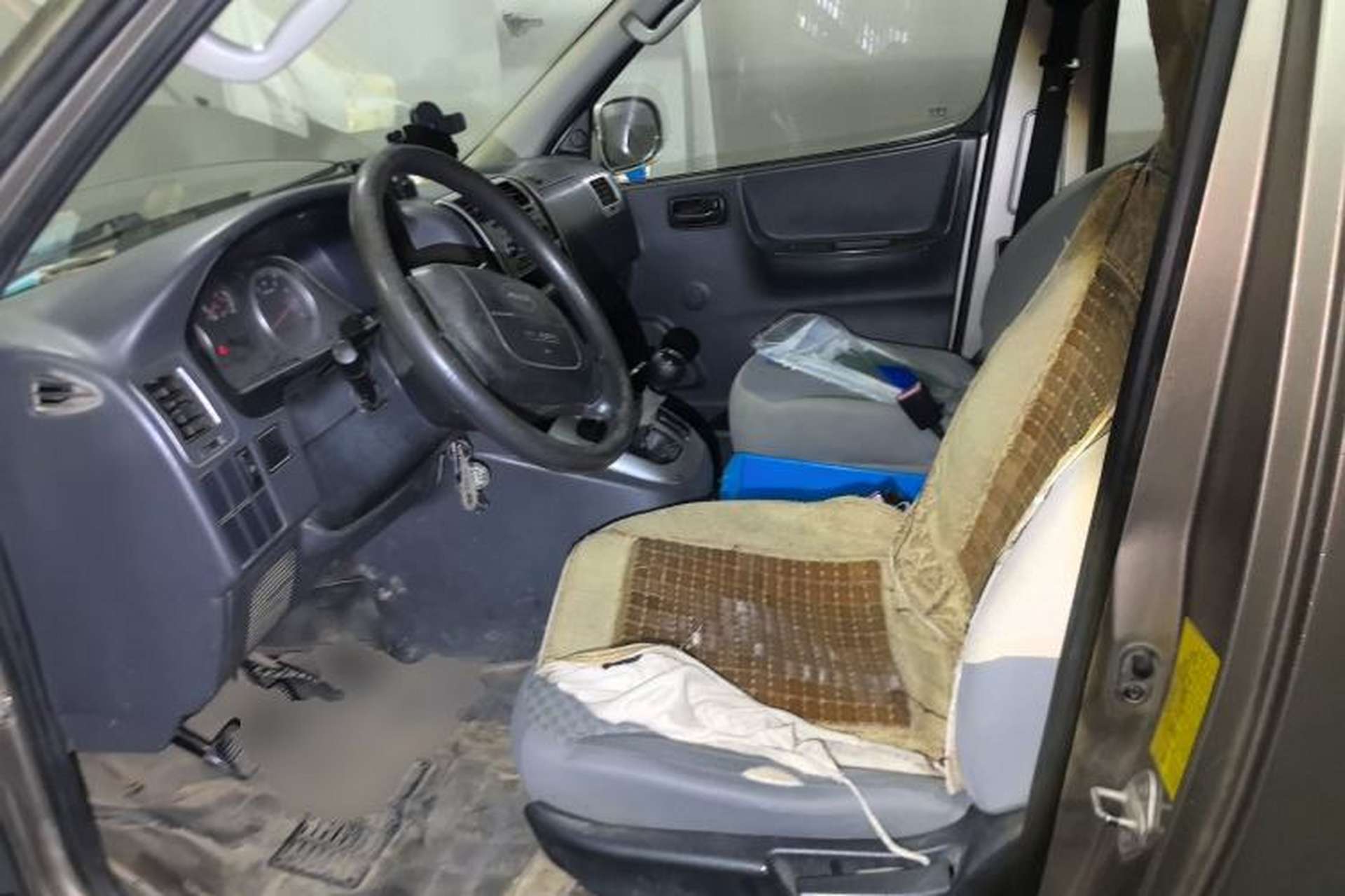 Used Jinbei Grace 2016 2.0L Express Utility Model Left Front Seat