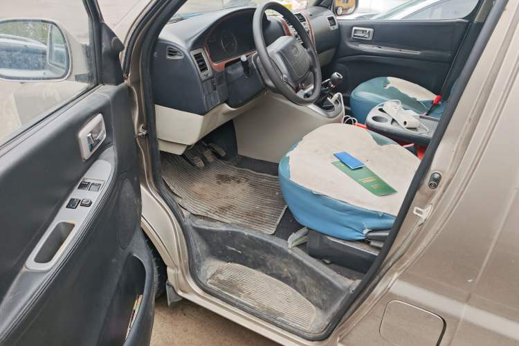 Used Jinbei Grace 2016 2.0L Express Utility Model Driver Seat