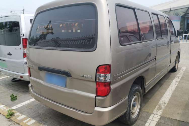 Used Jinbei Grace 2016 2.0L Express Utility Model Exterior 5