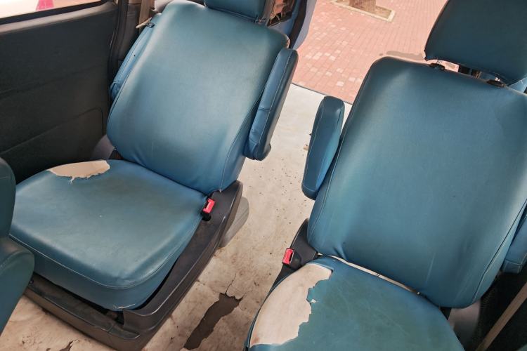 Used Jinbei Grace 2016 2.0L Express Utility Model Left Rear Seat