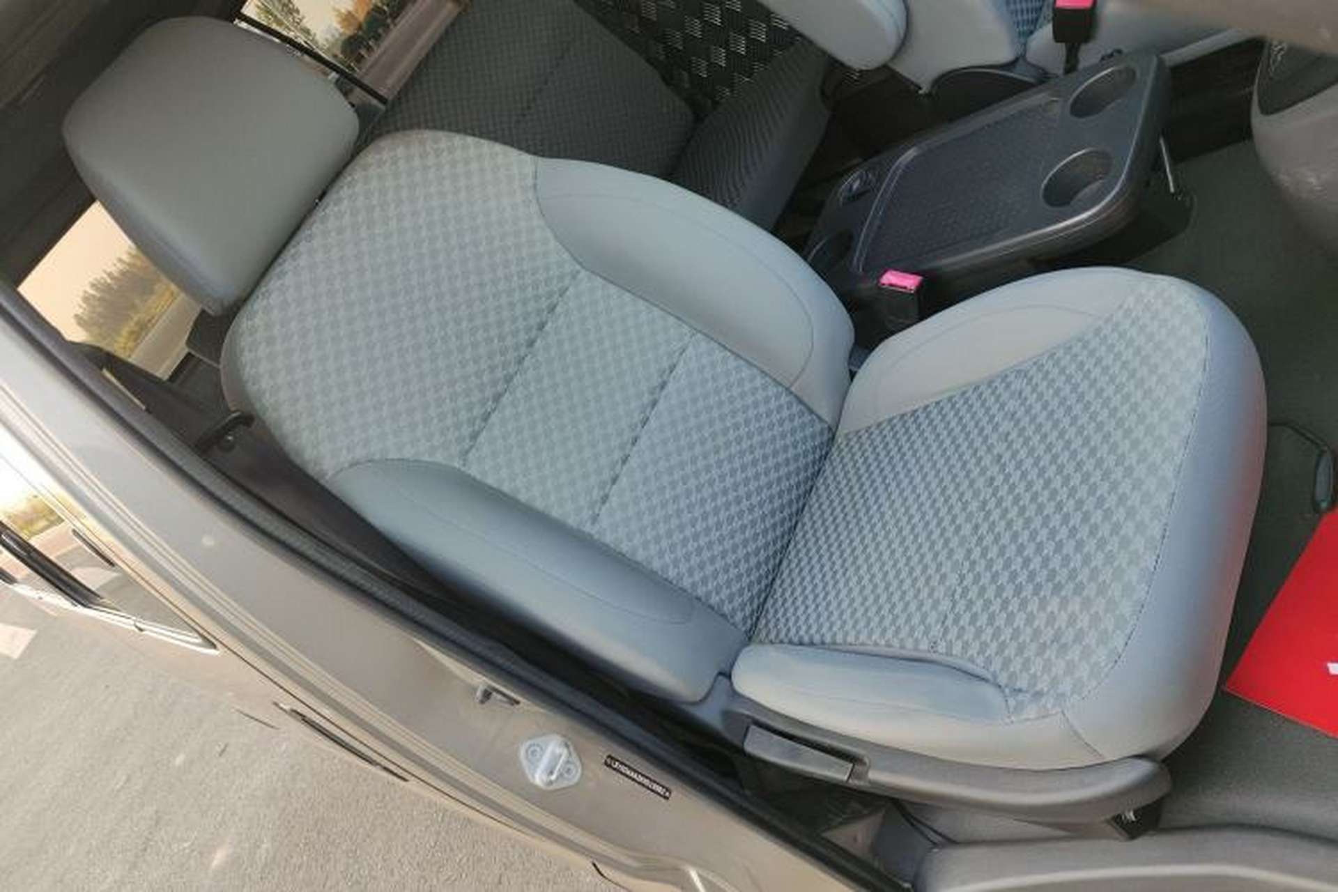 Used Jinbei Grace 2016 2.0L Express Utility Model Right Front Seat