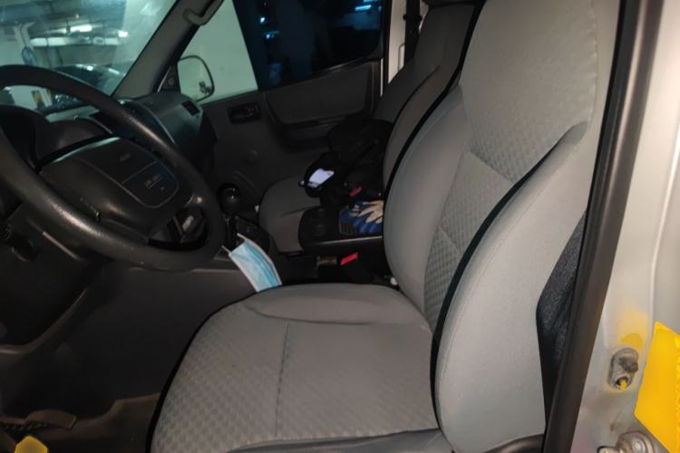 Used Jinbei Grace 2016 2.0L Standard Delivery Version Left Front Seat