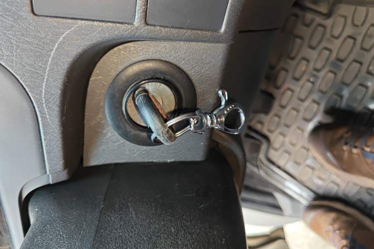 Used Jinbei Grace 2016 2.0L Express Utility Model Vehicle Key