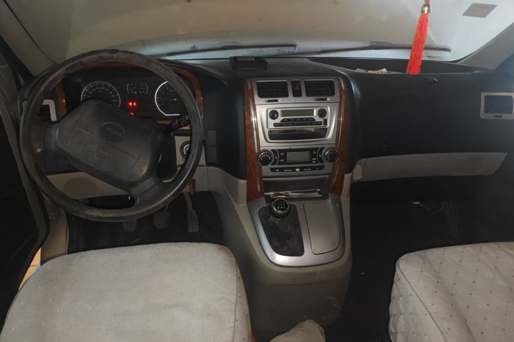 Used Jinbei Grace 2016 2.0L Express Comfort Model Center Console
