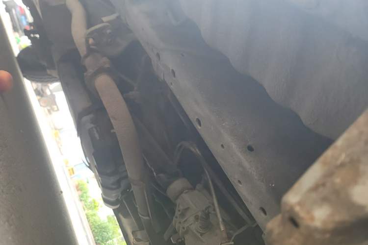 Used Jinbei Grace 2016 2.0L Express Utility Model Chassis Front Right