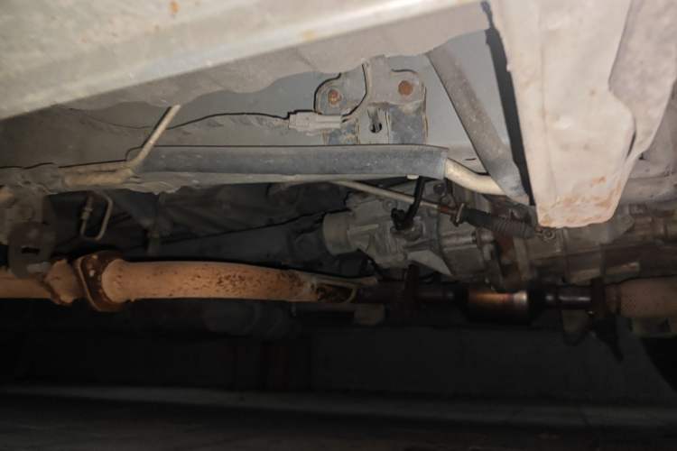 Used Jinbei Grace 2016 2.0L Express Comfort Model Chassis Front Right