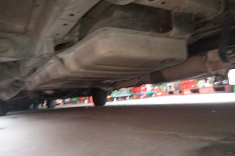 Used Jinbei Grace 2016 2.0L Express Utility Model Chassis Rear Left