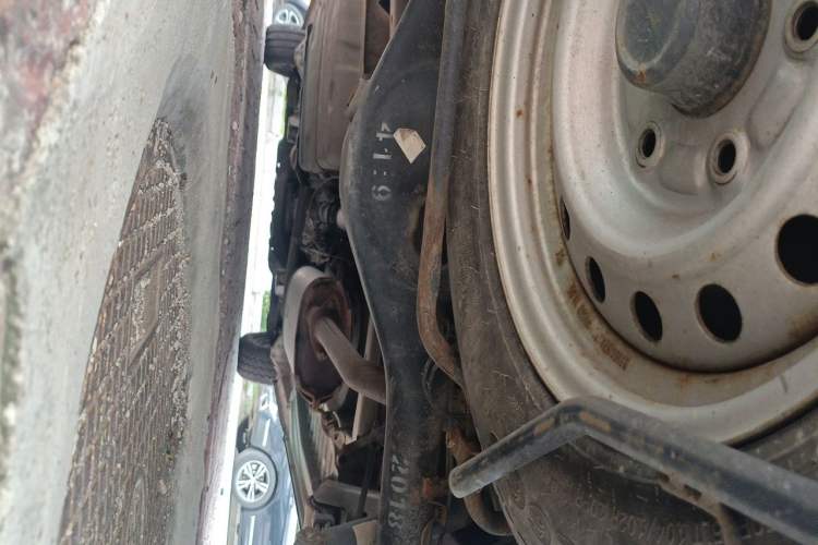 Used Jinbei Grace 2016 2.0L Express Utility Model Chassis Rear