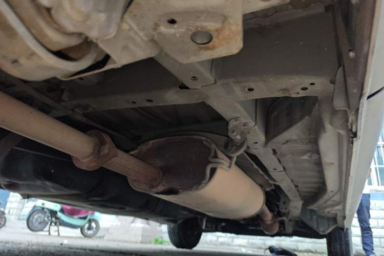 Used Jinbei Grace 2016 2.0L Express Utility Model Chassis Rear Right