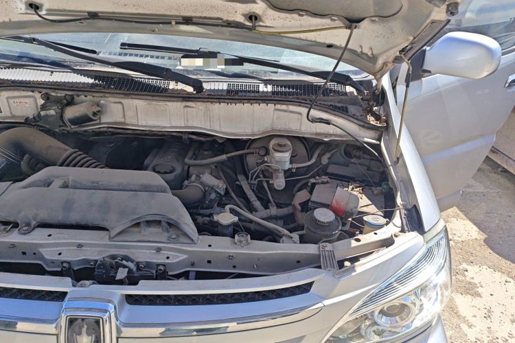 Used Jinbei Grace 2016 2.0L Express Utility Model Engine Bay Left