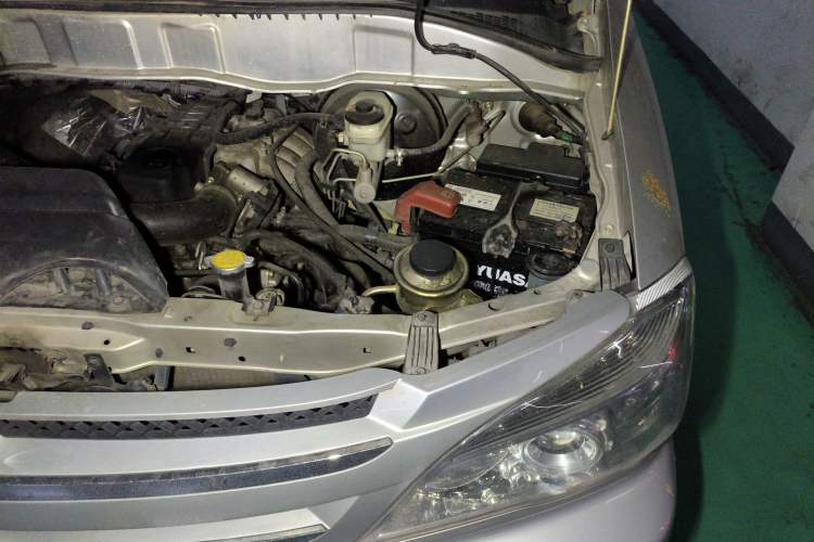 Used Jinbei Grace 2016 2.0L Express Comfort Model Engine Bay Left