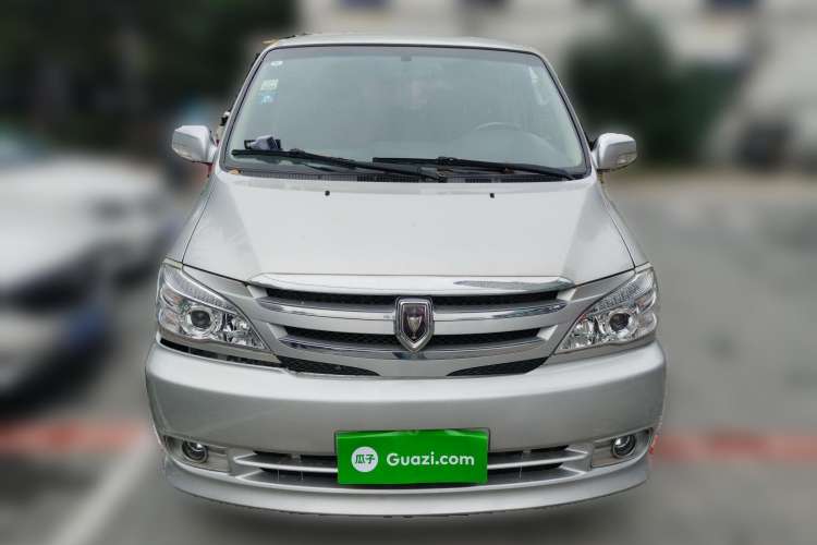 Used Jinbei Grace 2016 2.0L Classic Edition Luxury Long-Wheelbase 9-Seater Front
