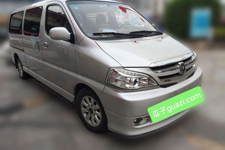 Used Jinbei Grace 2016 2.0L Classic Edition Standard Model Long Wheelbase 9 Seats Front Right 45 Deg