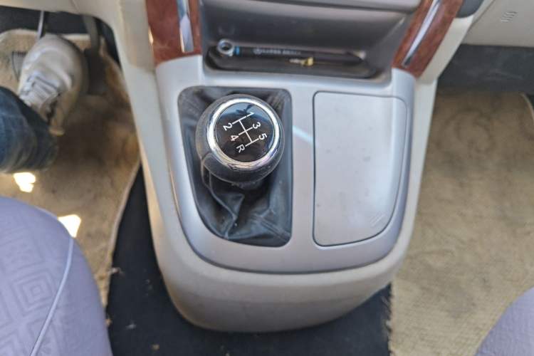 Used Jinbei Grace 2016 2.0L Express Utility Model Gear Lever