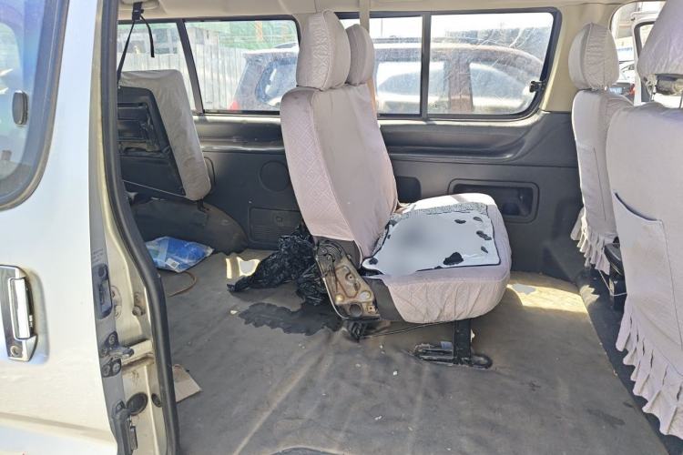 Used Jinbei Grace 2016 2.0L Express Utility Model Left Rear Seat