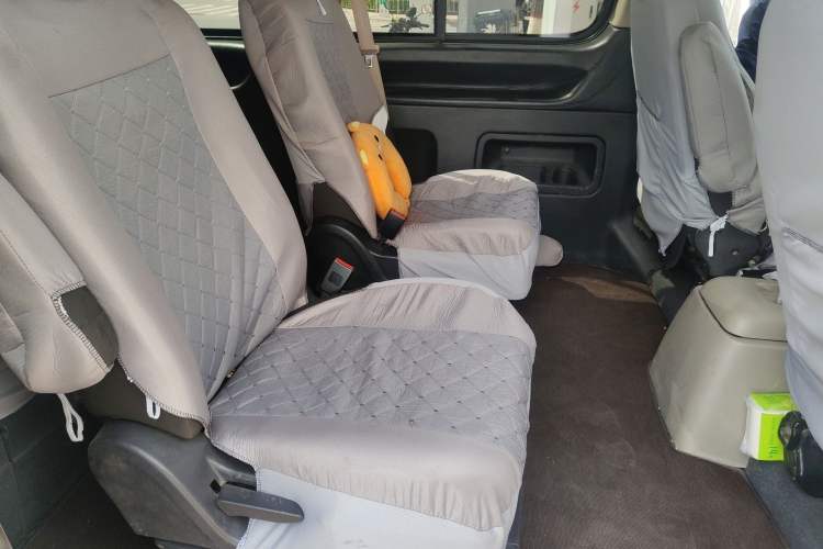 Used Jinbei Grace 2016 2.0L Classic Edition Luxury Long-Wheelbase 9-Seater Left Rear Seat