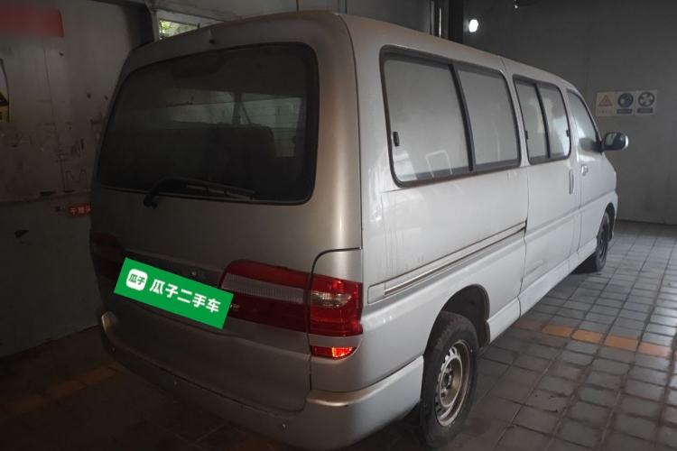 Used Jinbei Grace 2016 2.0L Express Comfort Model Rear Right 45 Deg