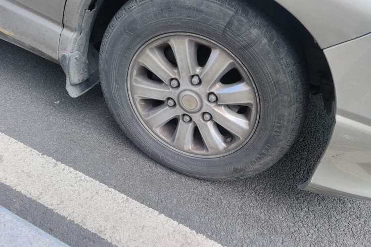 Used Jinbei Grace 2016 2.0L Express Utility Model Right Front Wheel Hub
