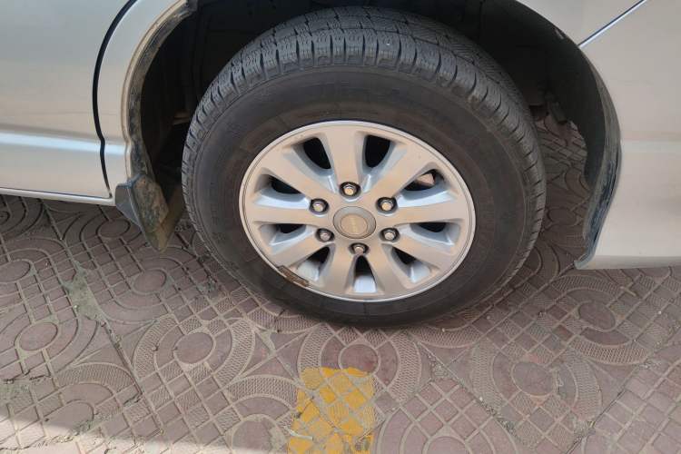 Used Jinbei Grace 2016 2.0L Classic Edition Luxury Long-Wheelbase 9-Seater Right Front Wheel Hub
