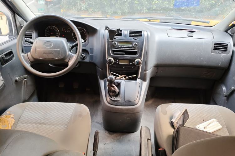 Used Jinbei Grace 2016 2.0L Express Utility Model Center Console