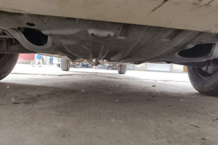 Used Jinbei Grace 2016 2.0L Express Utility Model Chassis Front