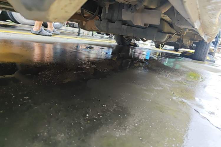 Used Jinbei Grace 2016 2.0L Express Utility Model Chassis Front Left