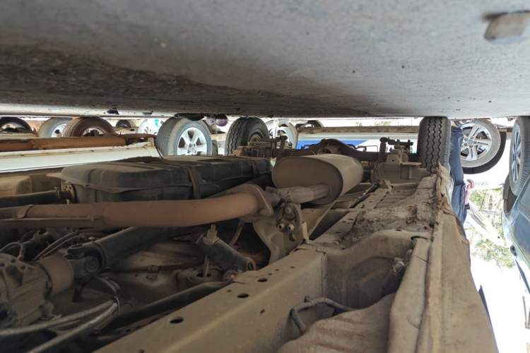 Used Jinbei Grace 2016 2.0L Express Utility Model Chassis Front Right